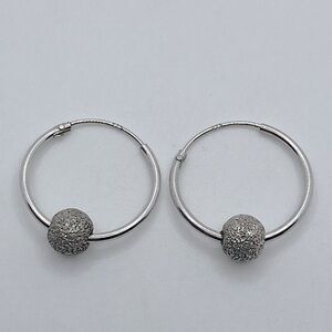 Vtg Sterling Silver Removable Glitter Ball Hoop Earrings .7”